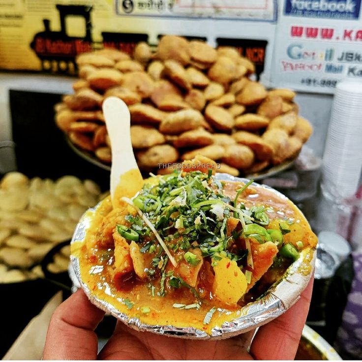 Best Street Food in Varanasi
